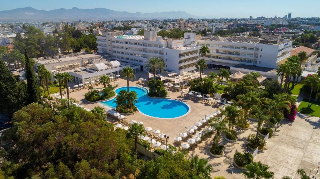 Daima Biz Hotel