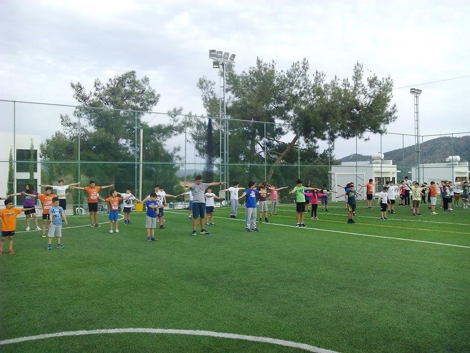 Zone d'échauffement sur le terrain de mini-football